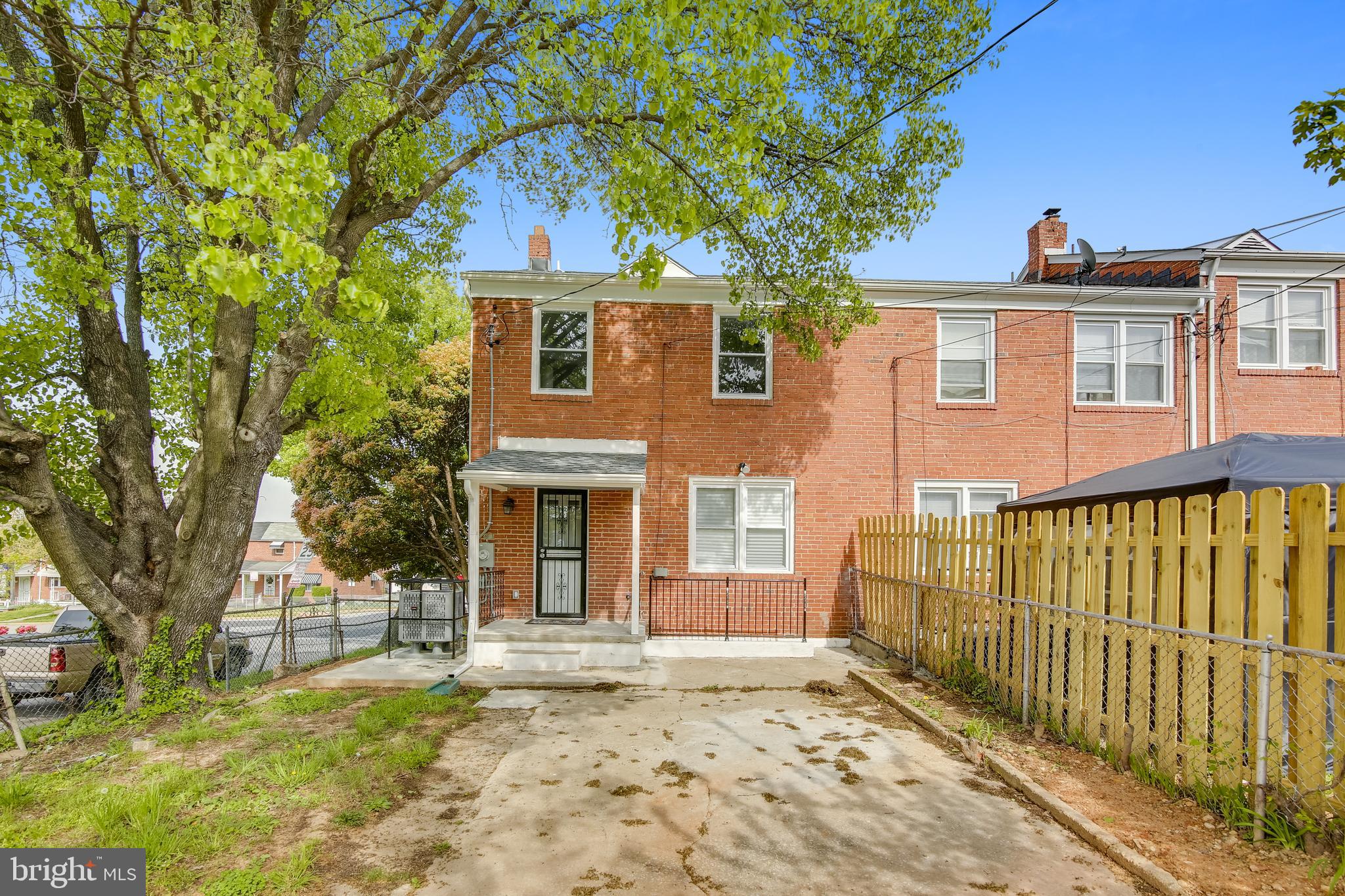 CLIFTON - Residential