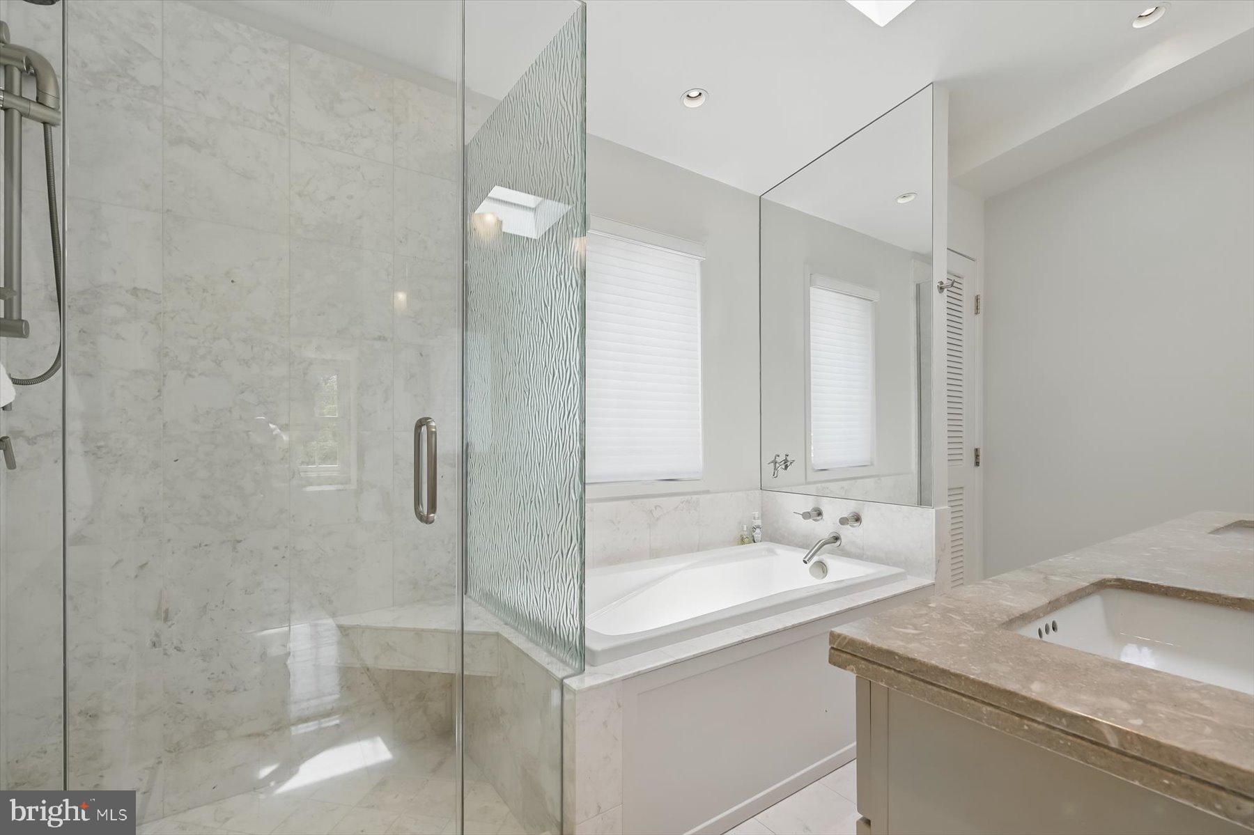 BANNOCKBURN - Residential