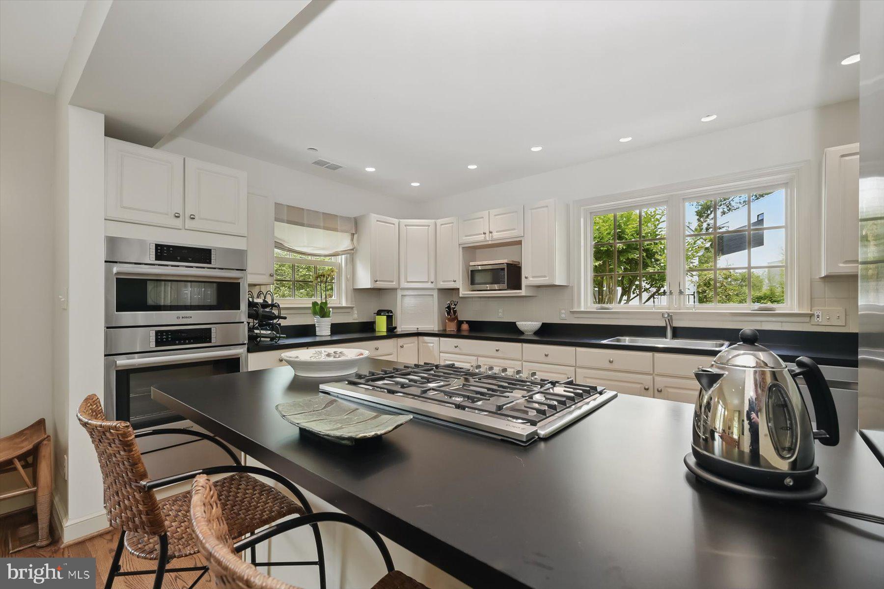 BANNOCKBURN - Residential