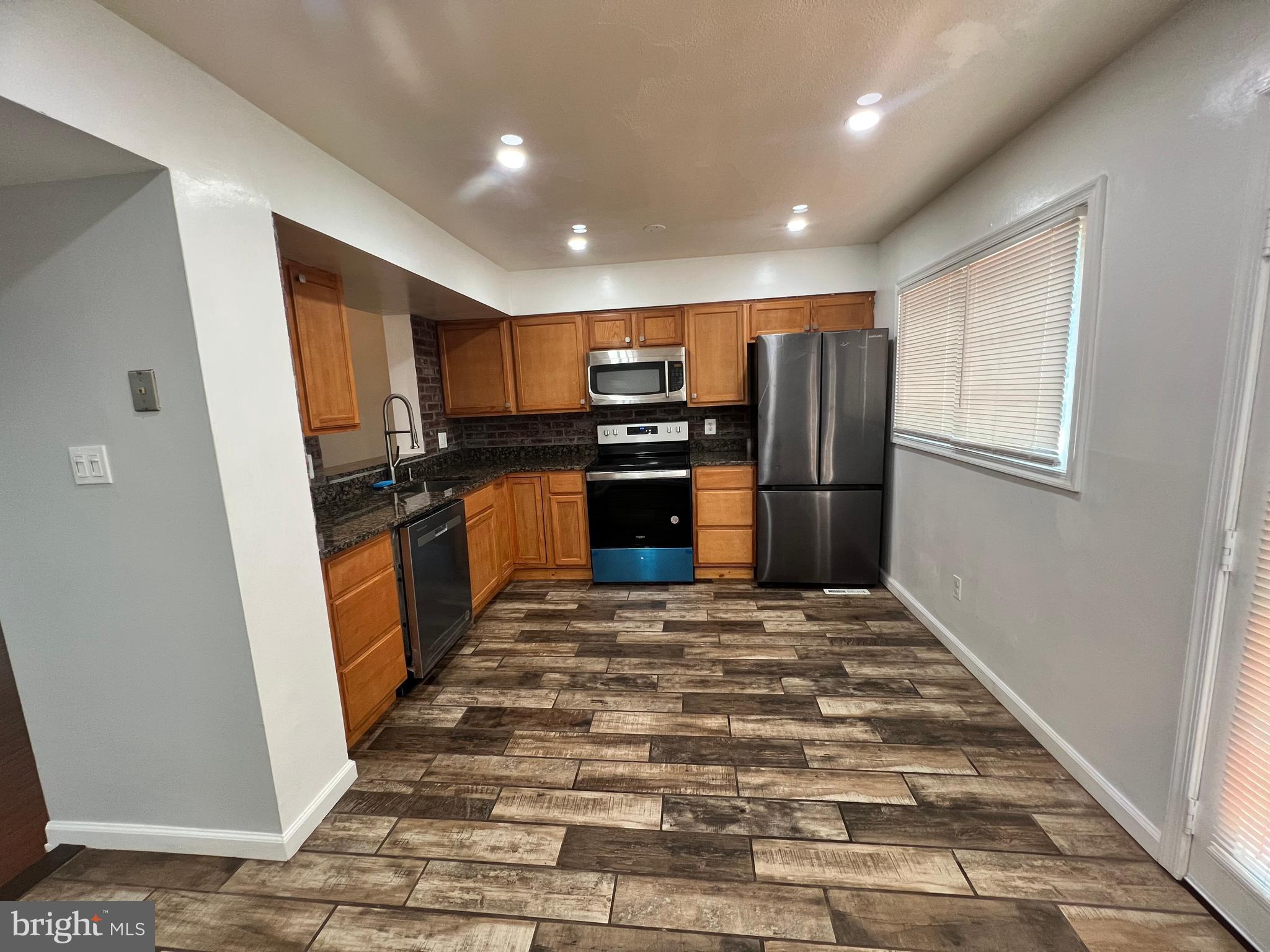 3822 WATER DROP COURT