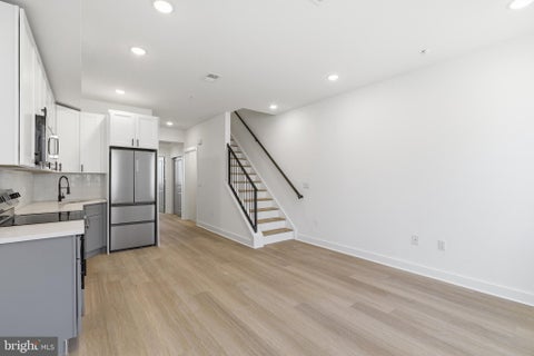 Condo For Rent - 2123 N 9th Street #2<br/> PHILADELPHIA, PA 19122