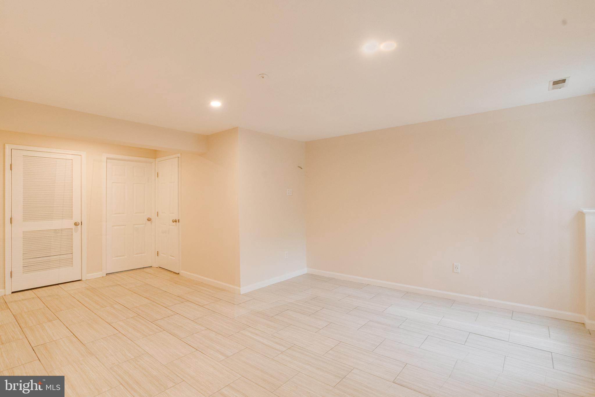 VILLAGE OF PAWNEE - Residential