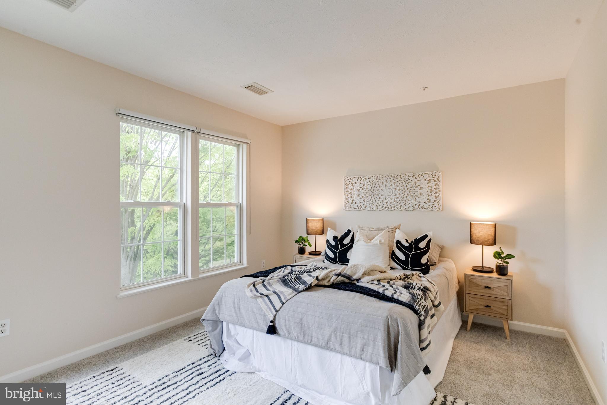 VILLAGE OF PAWNEE - Residential