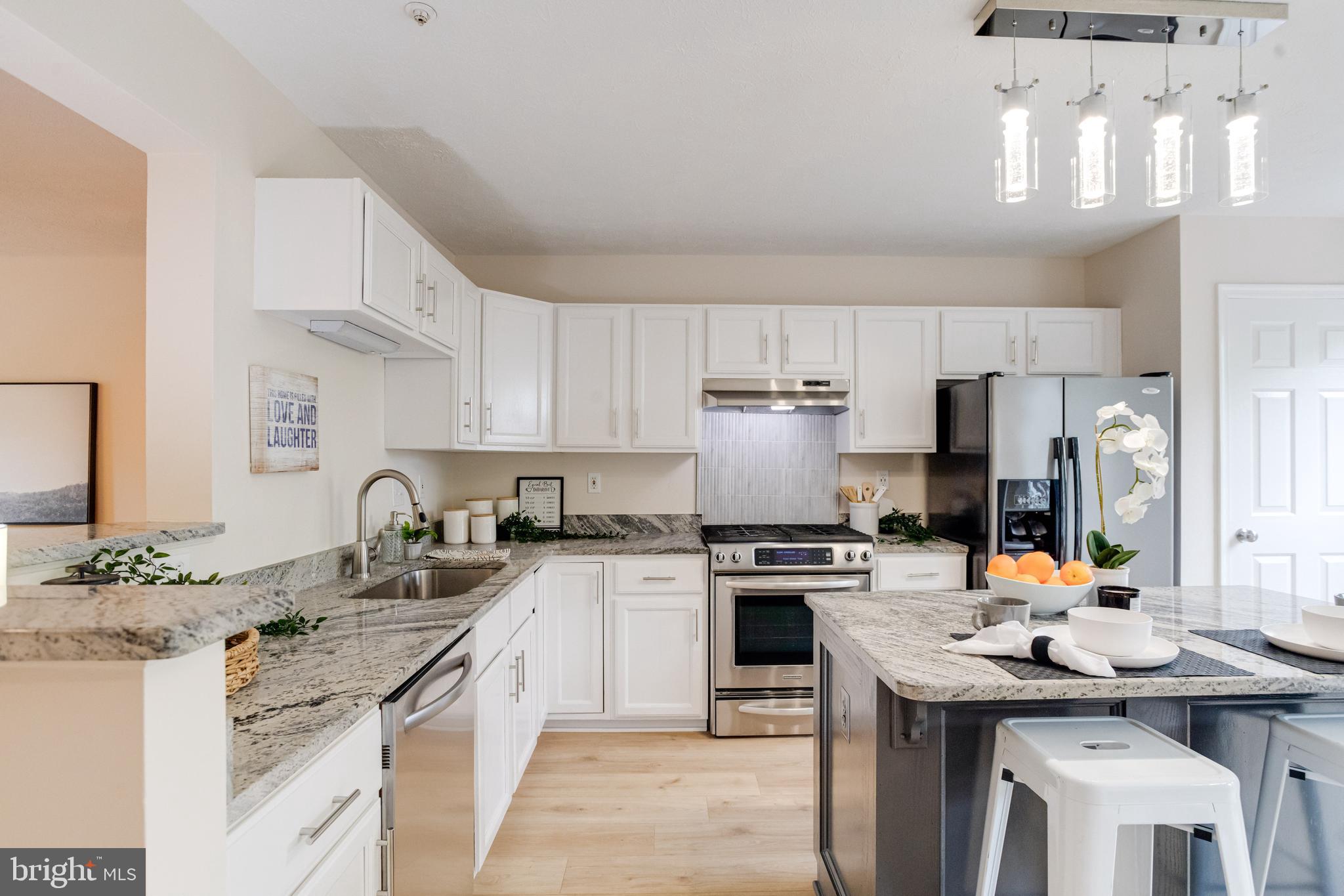 VILLAGE OF PAWNEE - Residential