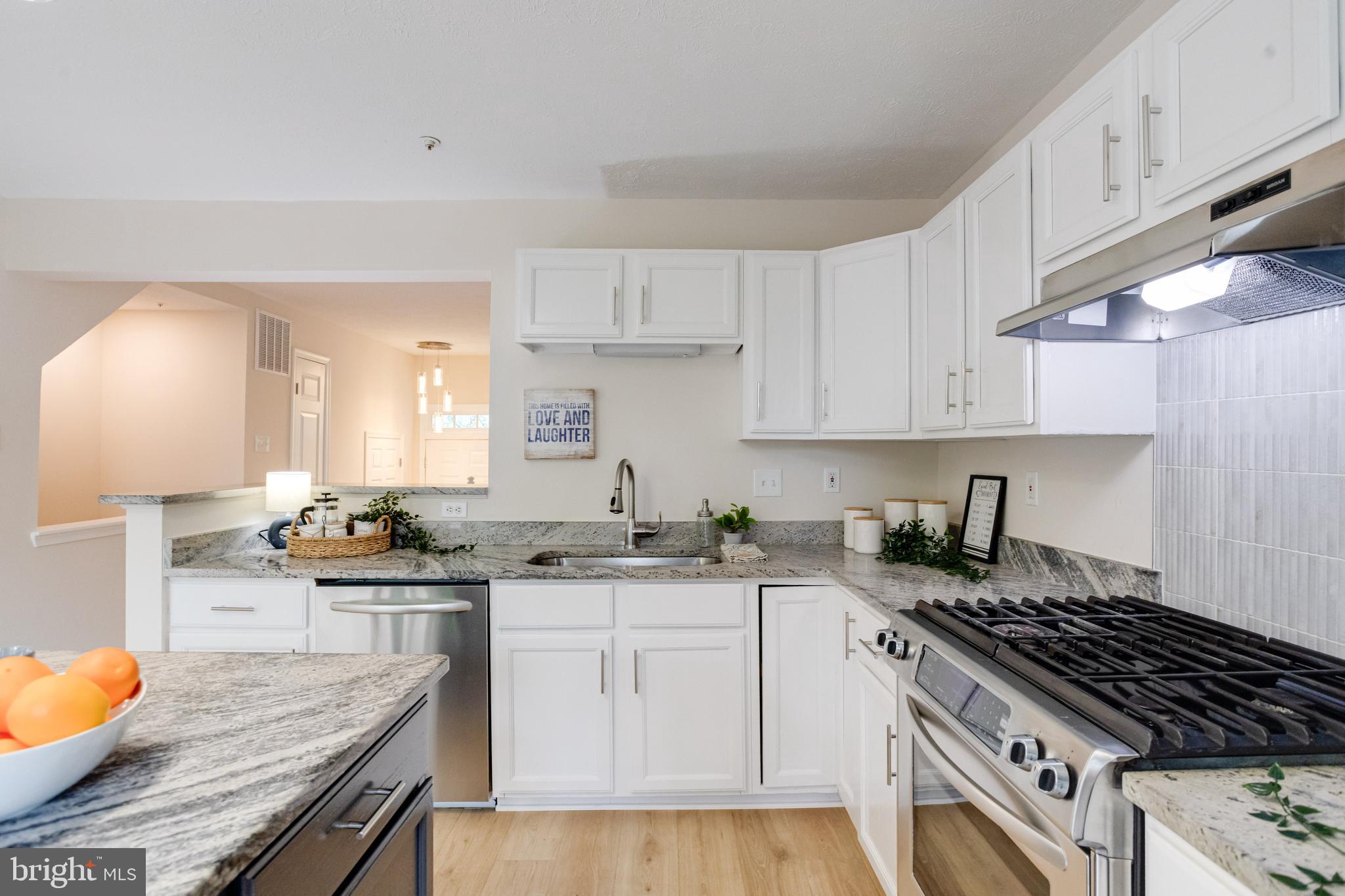 VILLAGE OF PAWNEE - Residential