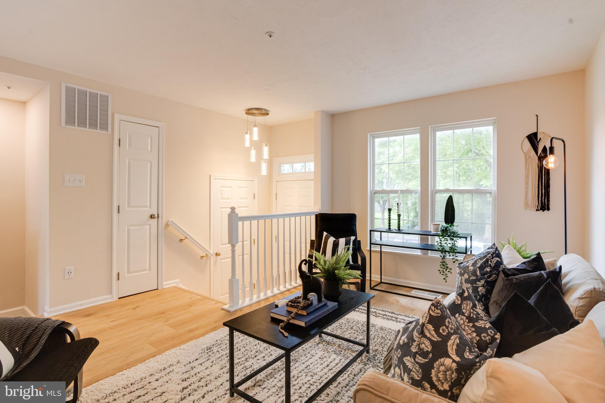 VILLAGE OF PAWNEE - Residential