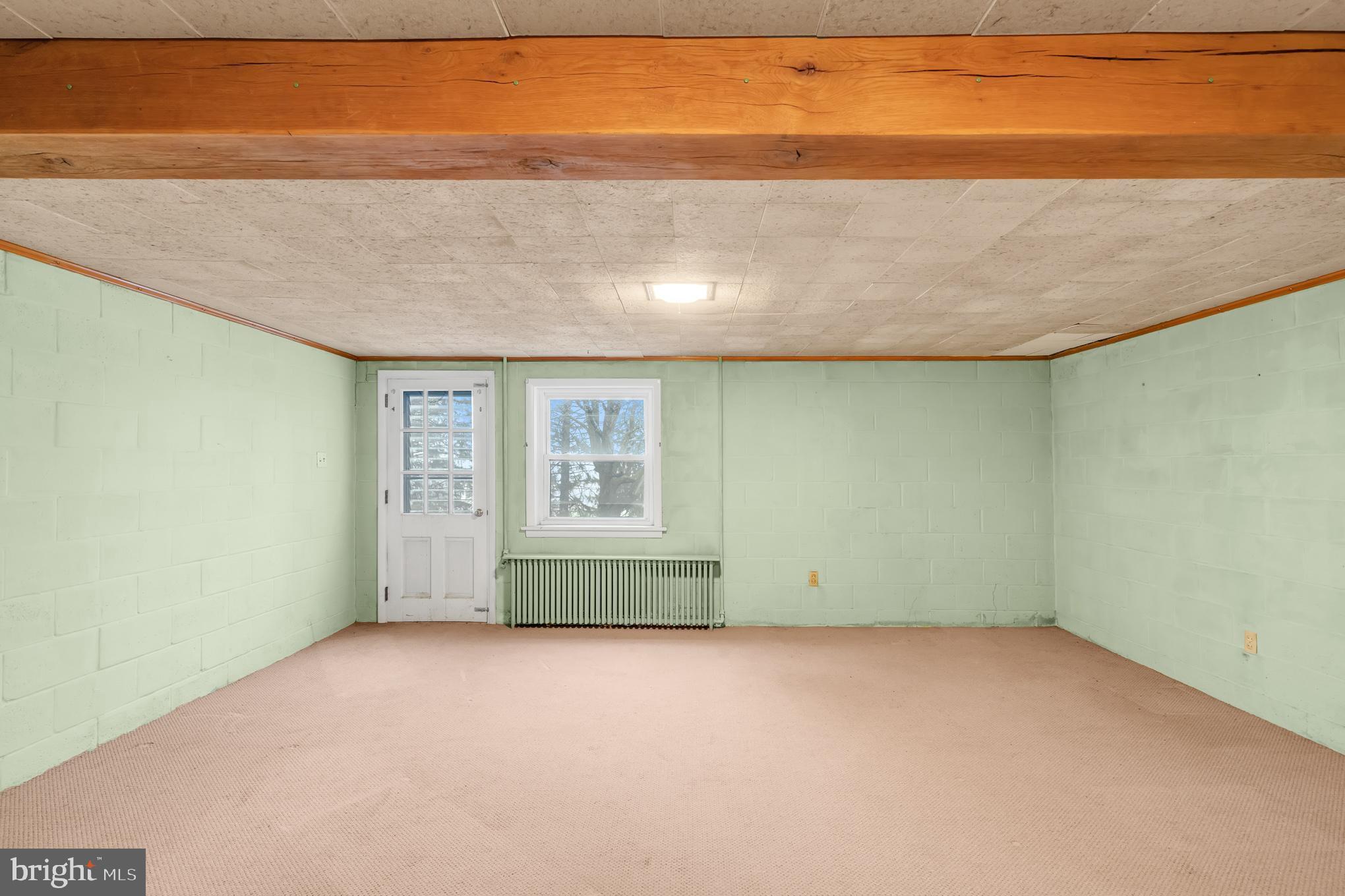 HILLCREST - Residential