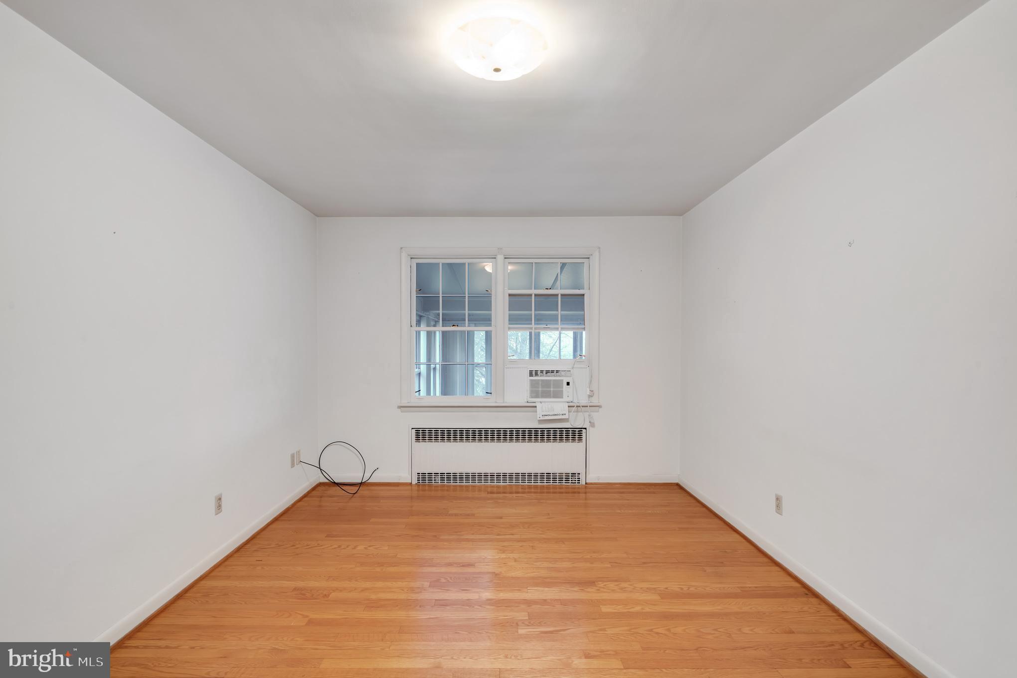 HILLCREST - Residential