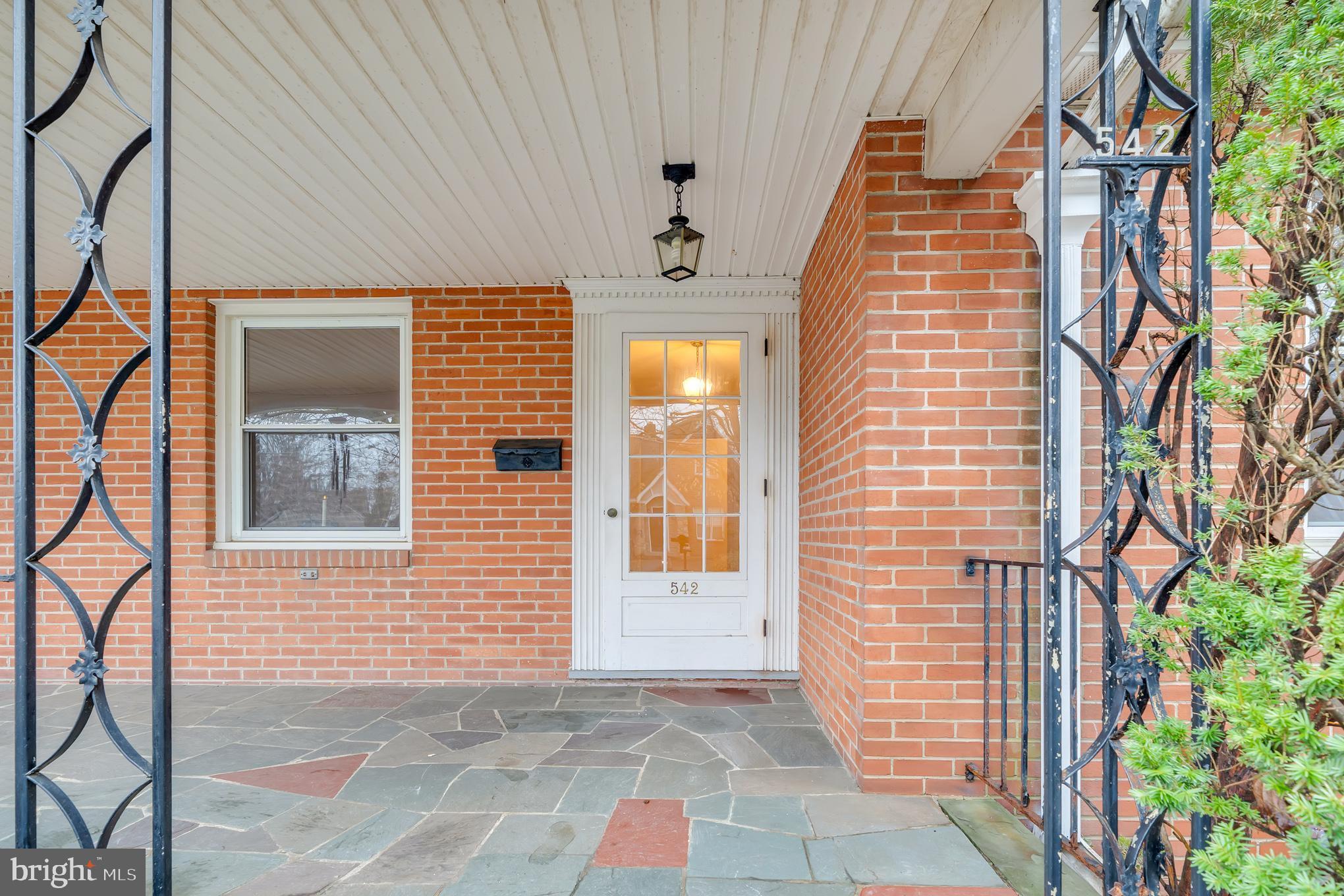 HILLCREST - Residential