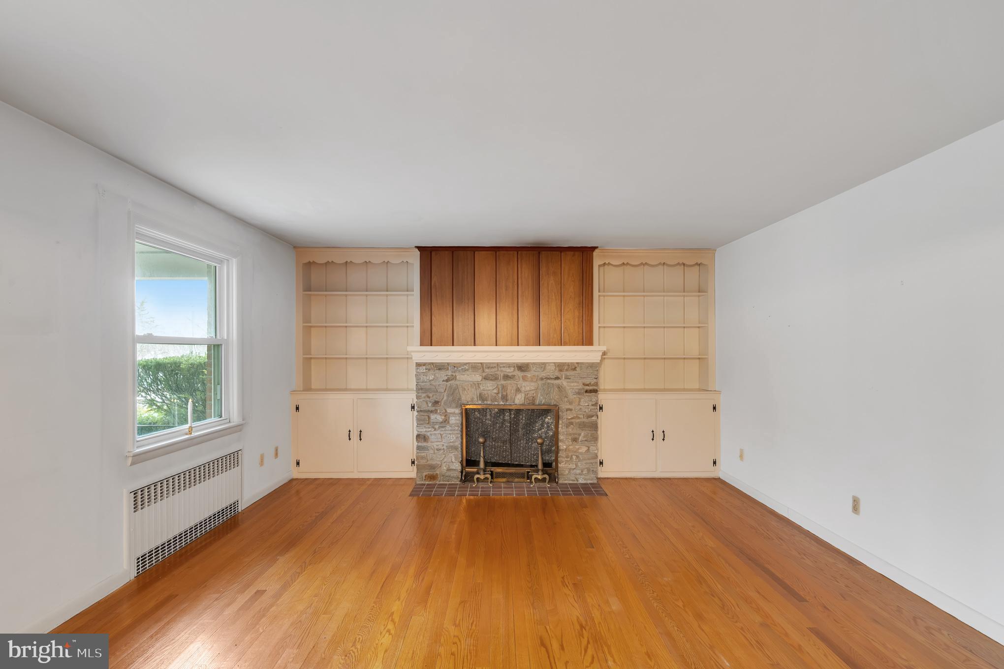 HILLCREST - Residential