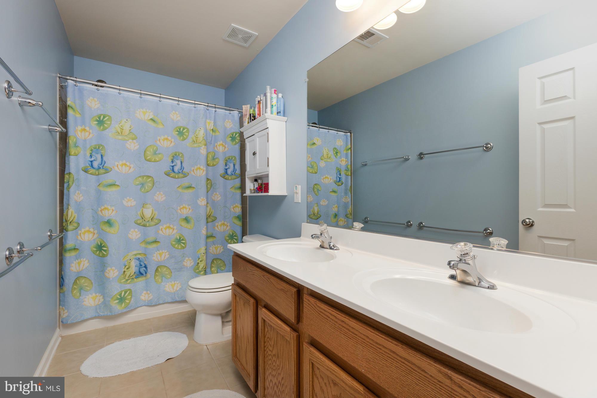 STAFFORD LAKES VILLAGE - Residential