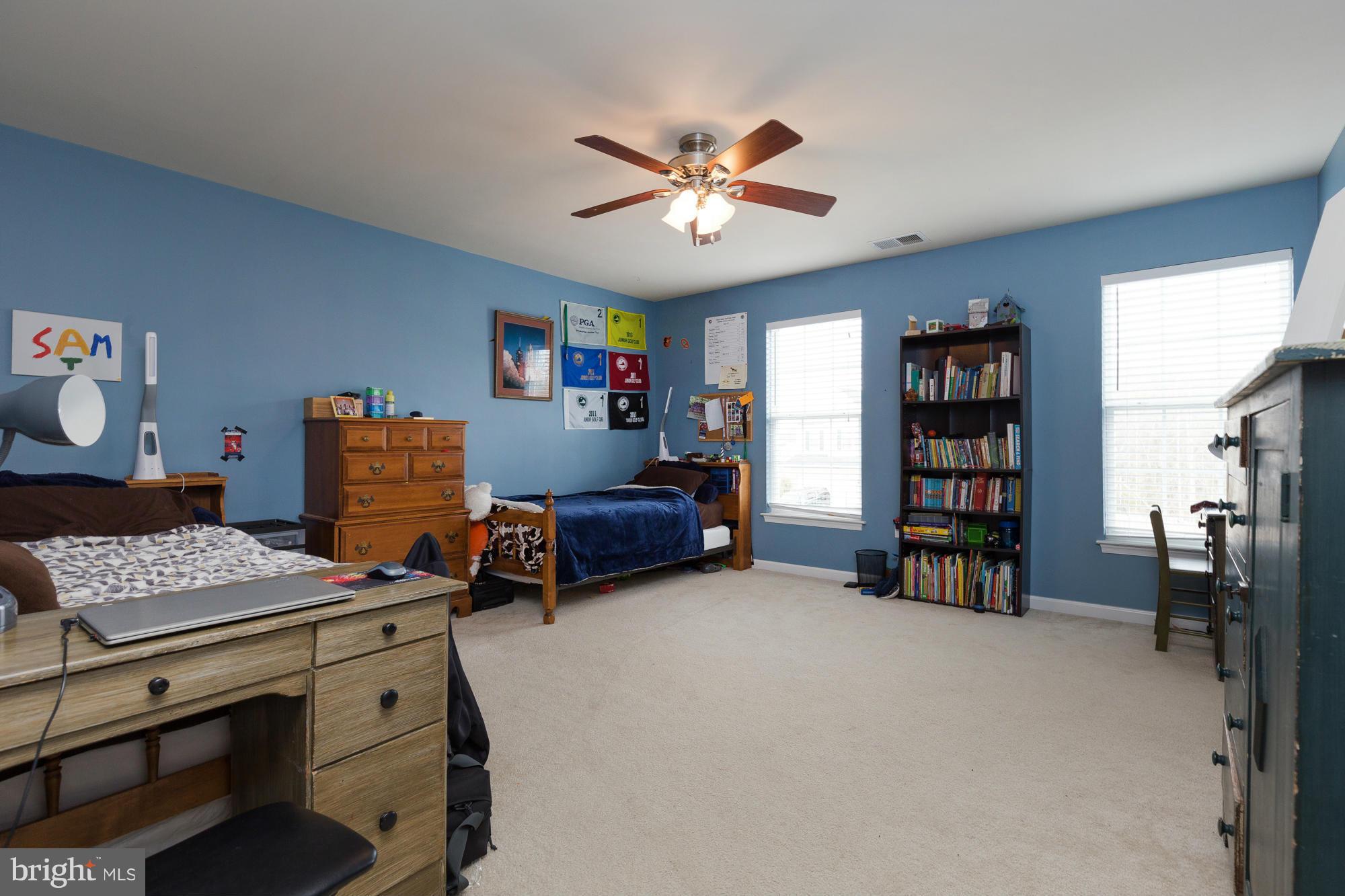 STAFFORD LAKES VILLAGE - Residential