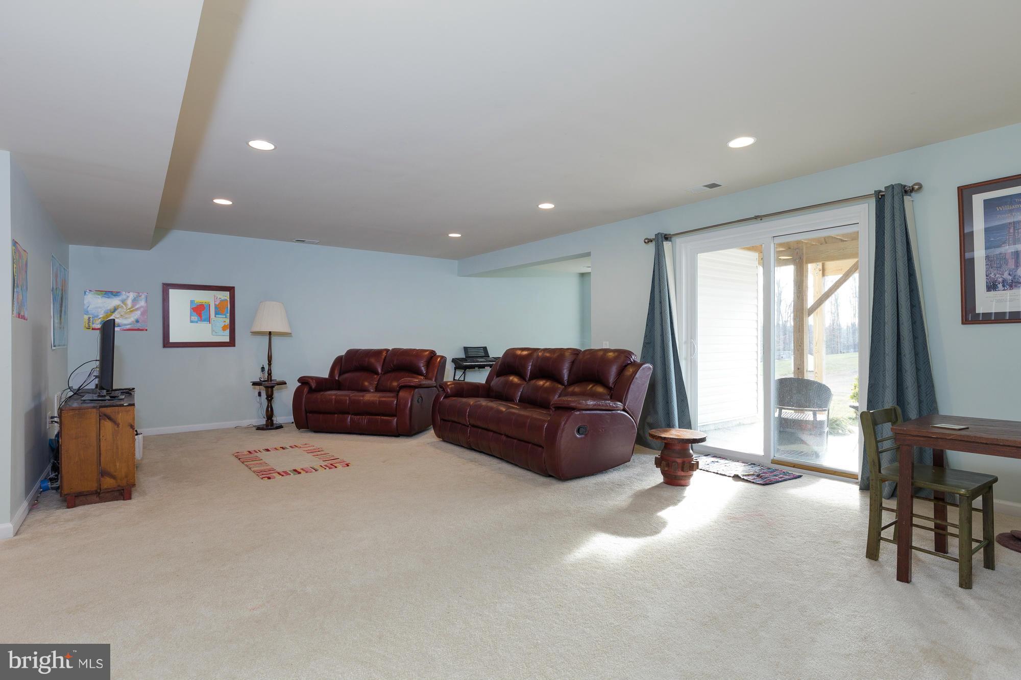 STAFFORD LAKES VILLAGE - Residential