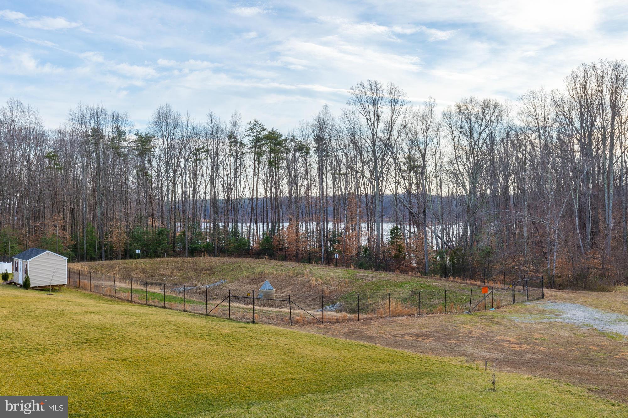 STAFFORD LAKES VILLAGE - Residential