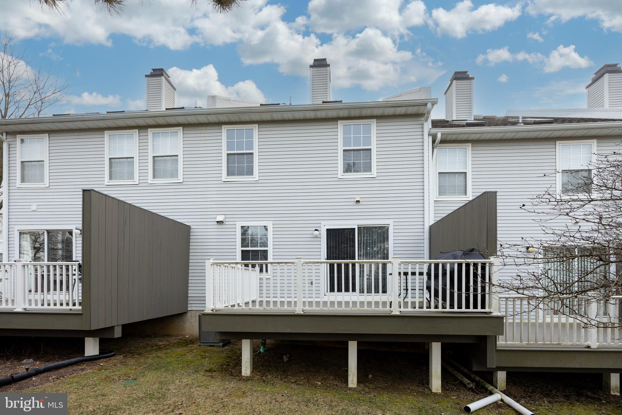 EXTON STATION - Residential