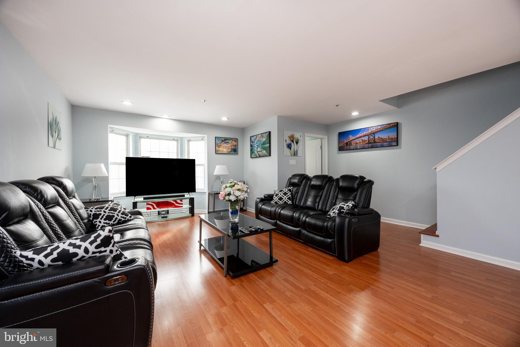 EXTON STATION - Residential