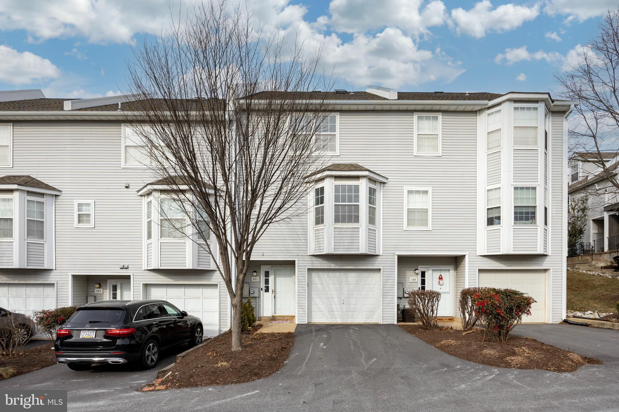 EXTON STATION - Residential