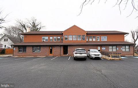 Photo of 608 Easton Road, WILLOW GROVE, PA 19090 (MLS # PAMC2162908)