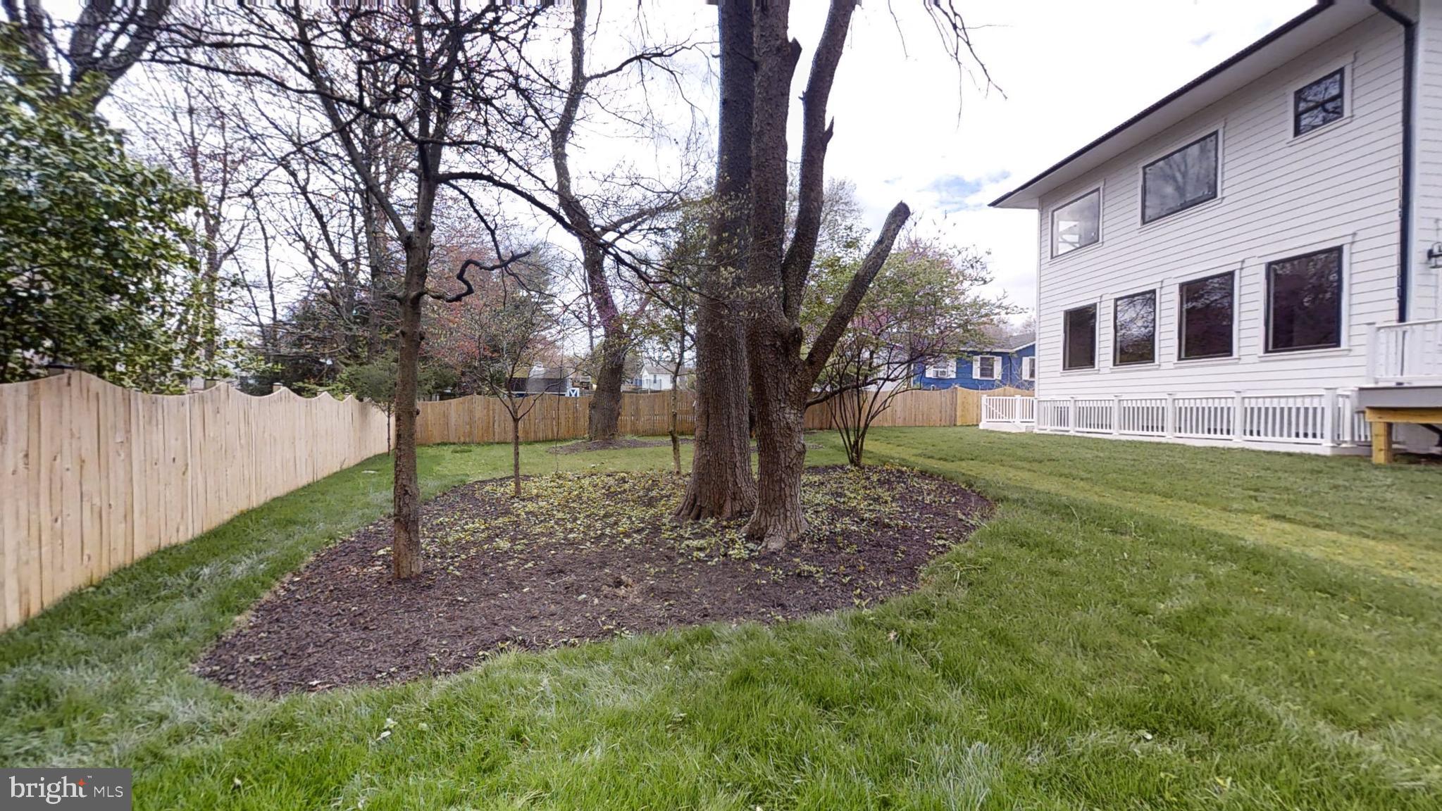 VIENNA WOODS - Residential