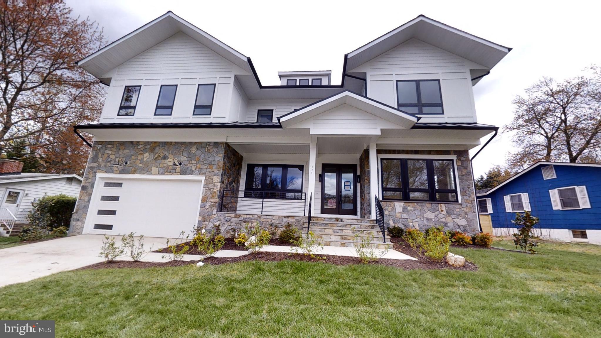 VIENNA WOODS - Residential