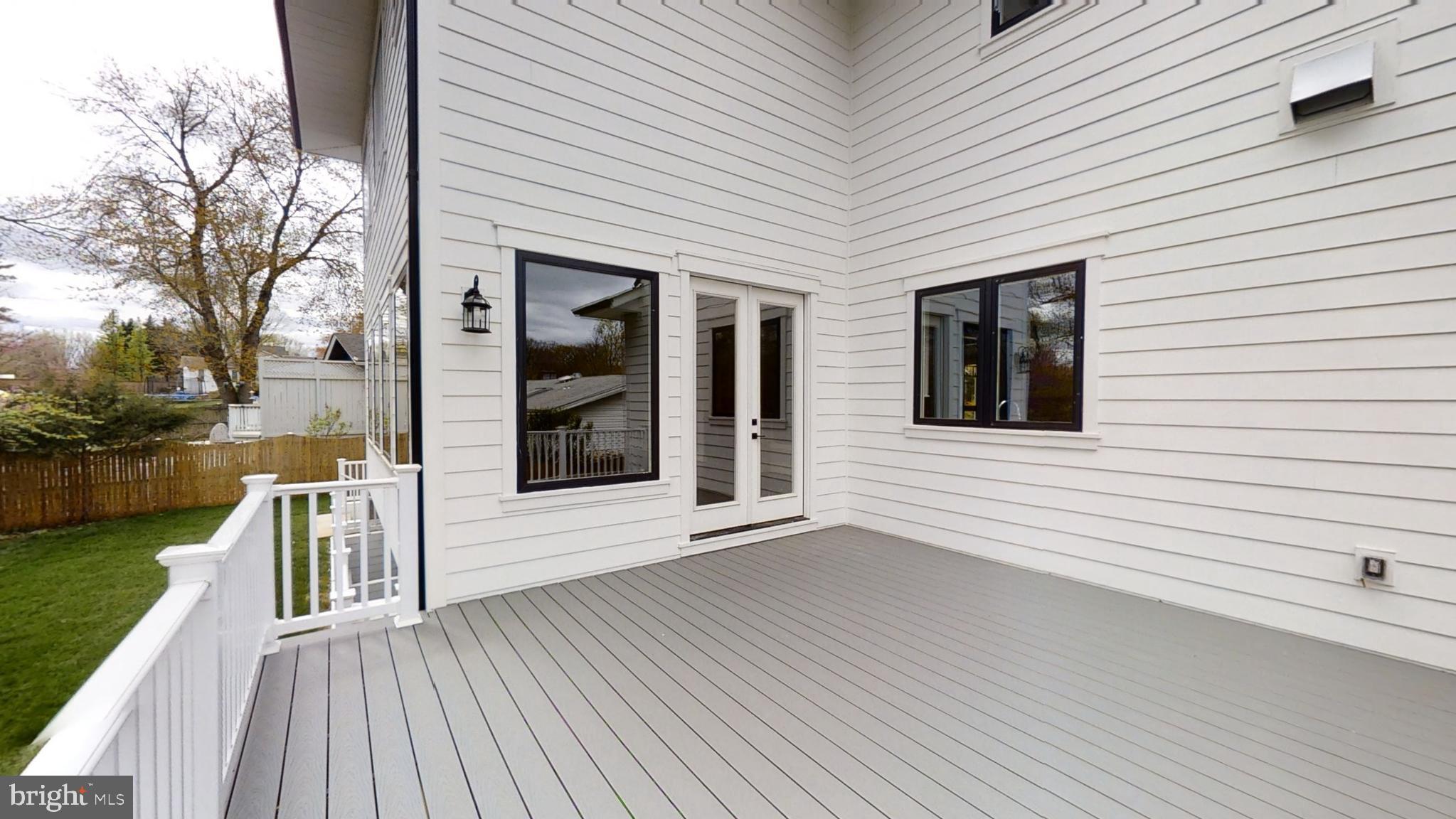 VIENNA WOODS - Residential