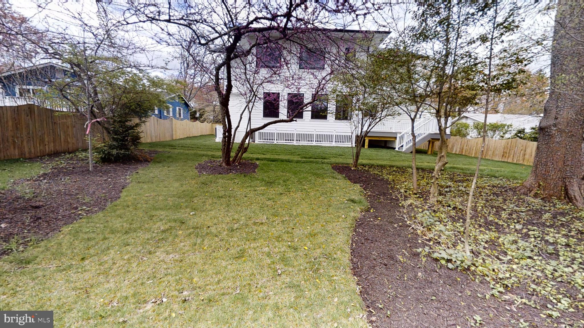 VIENNA WOODS - Residential