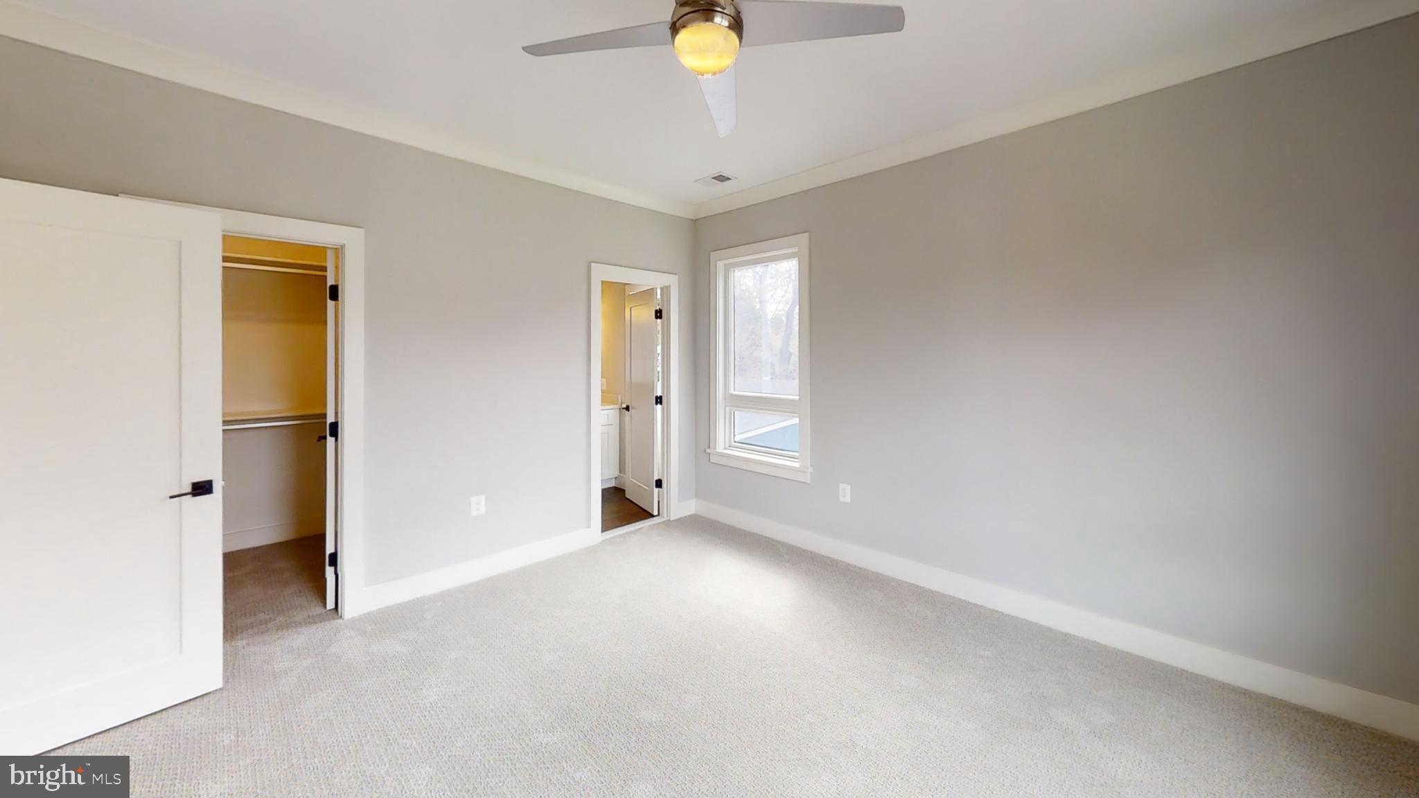 VIENNA WOODS - Residential