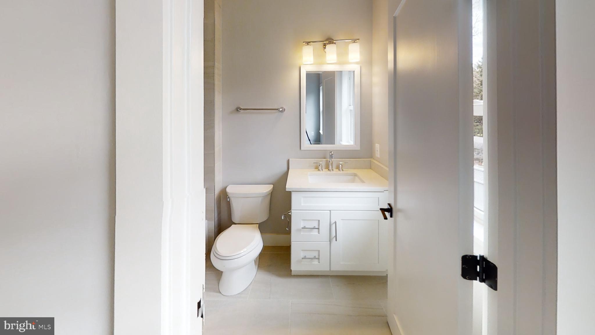 VIENNA WOODS - Residential