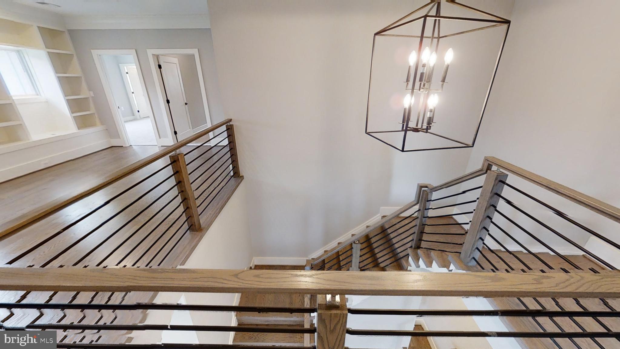 VIENNA WOODS - Residential