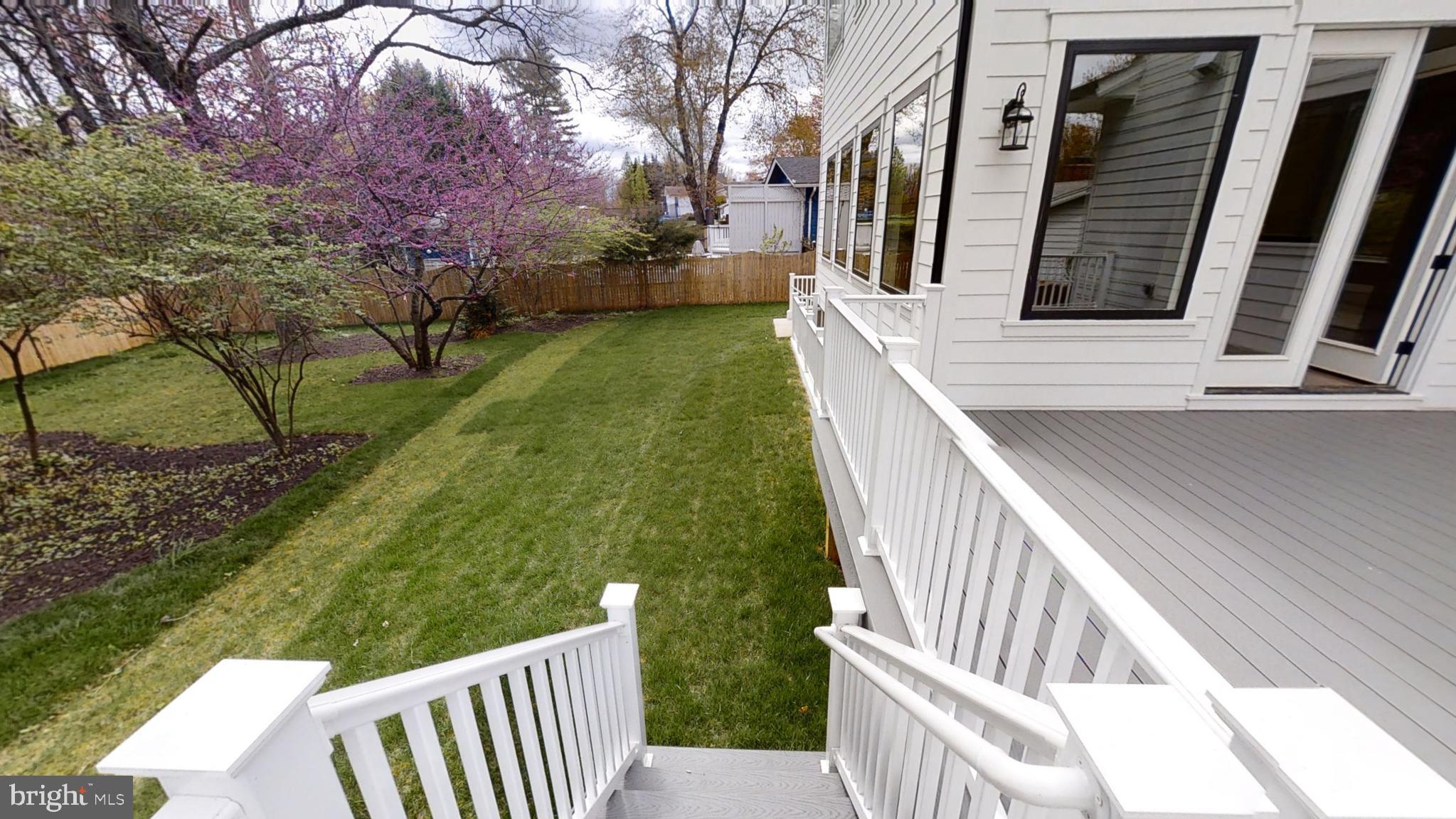 VIENNA WOODS - Residential