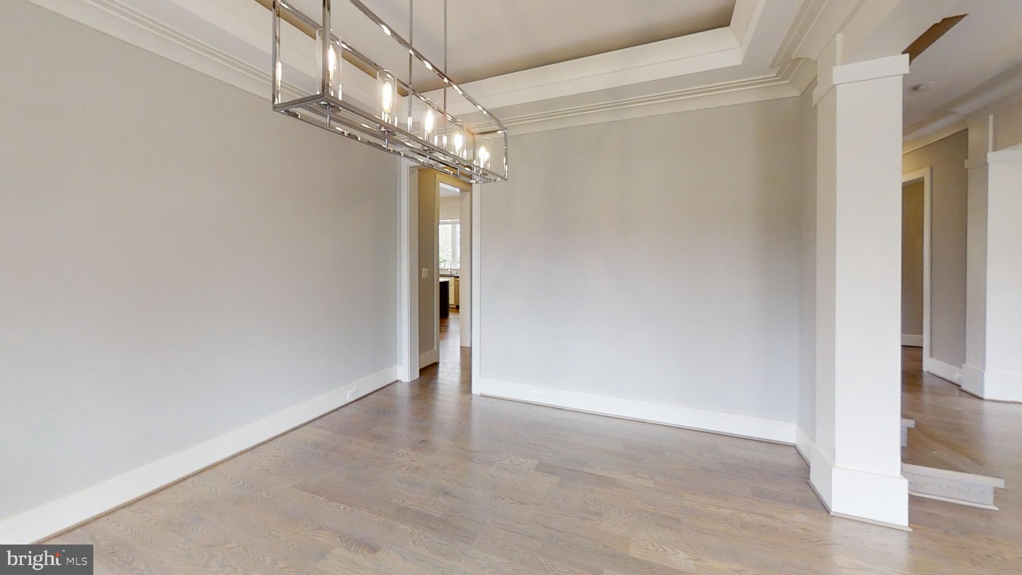 VIENNA WOODS - Residential