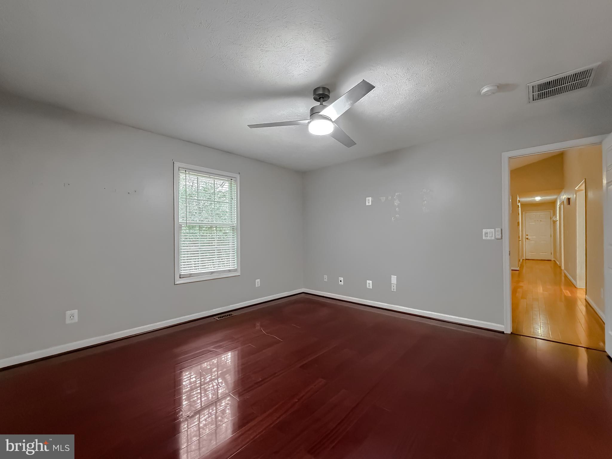 SUMMERWOOD - Residential