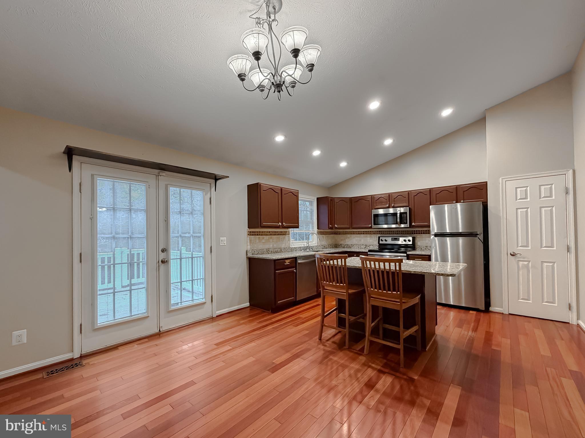 SUMMERWOOD - Residential