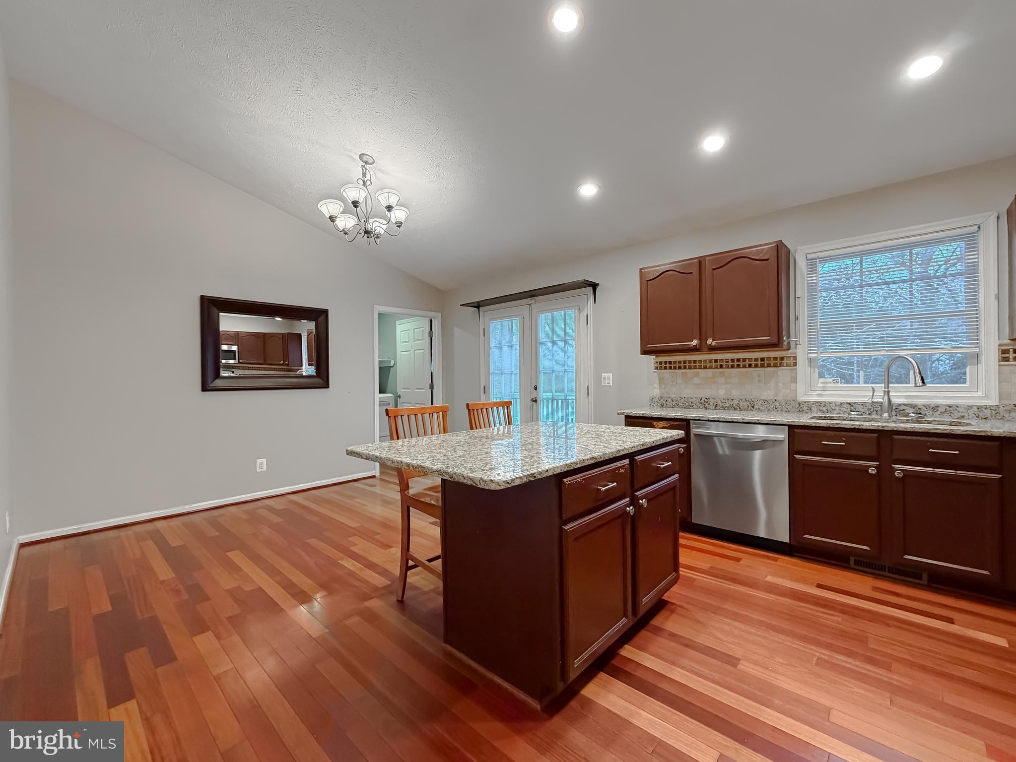 SUMMERWOOD - Residential