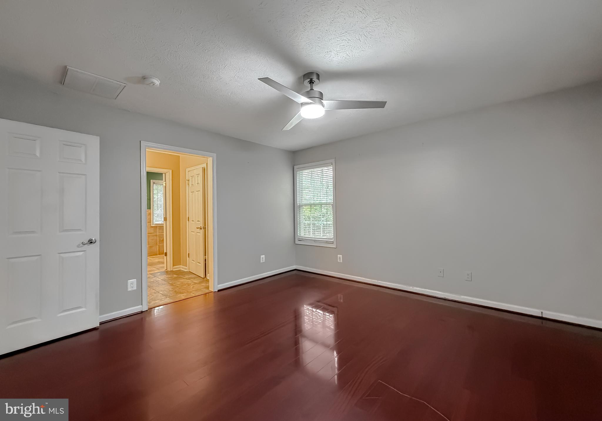 SUMMERWOOD - Residential