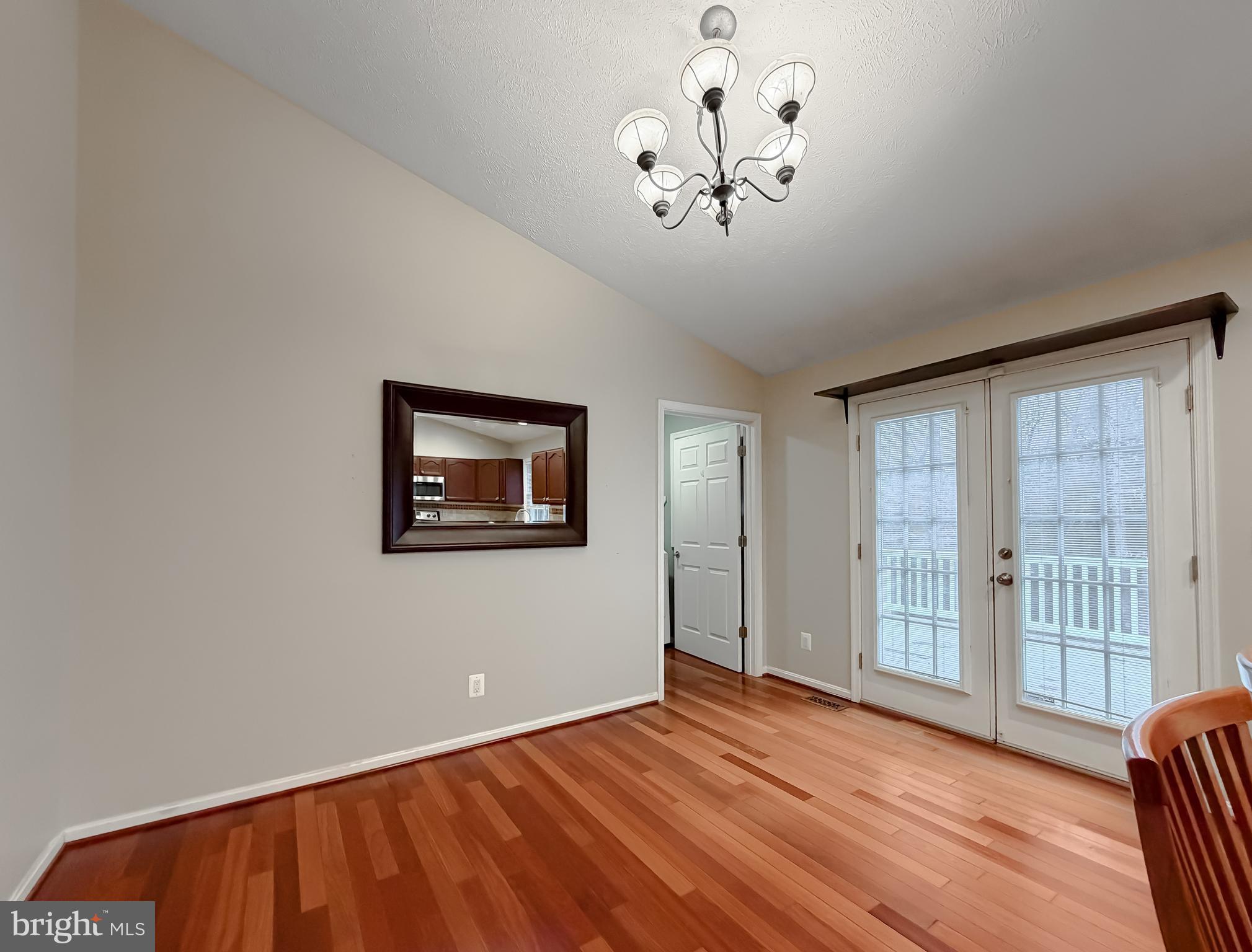 SUMMERWOOD - Residential