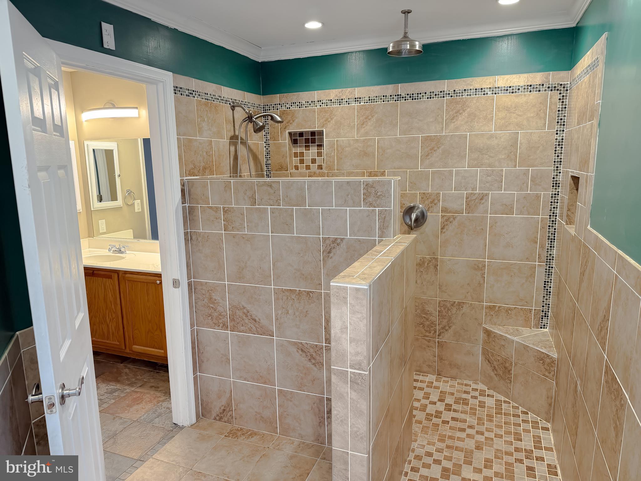 SUMMERWOOD - Residential