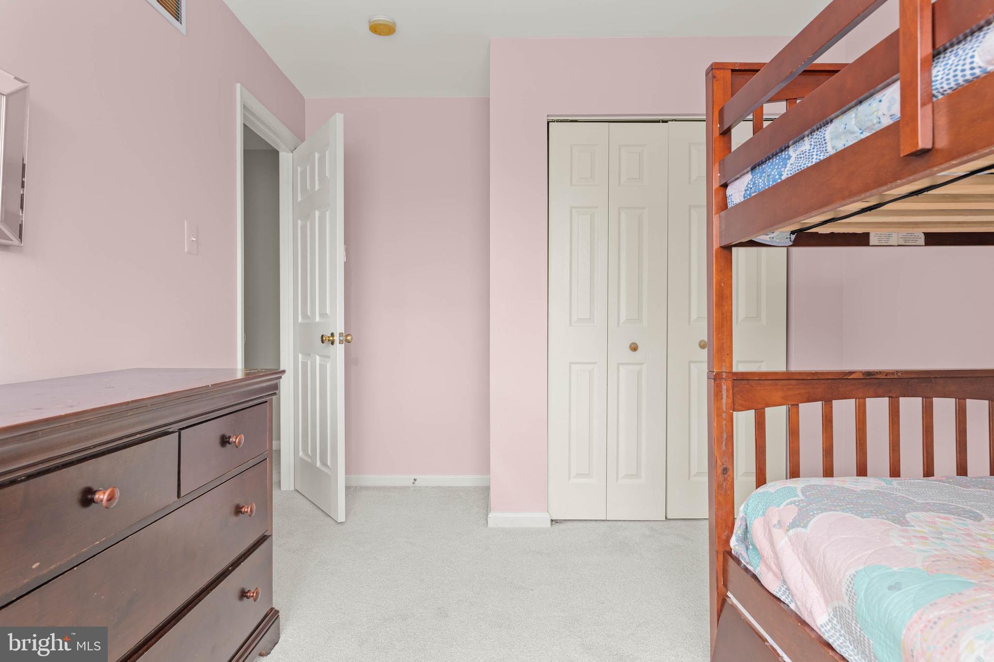 CHARLESTOWN OAKS - Residential