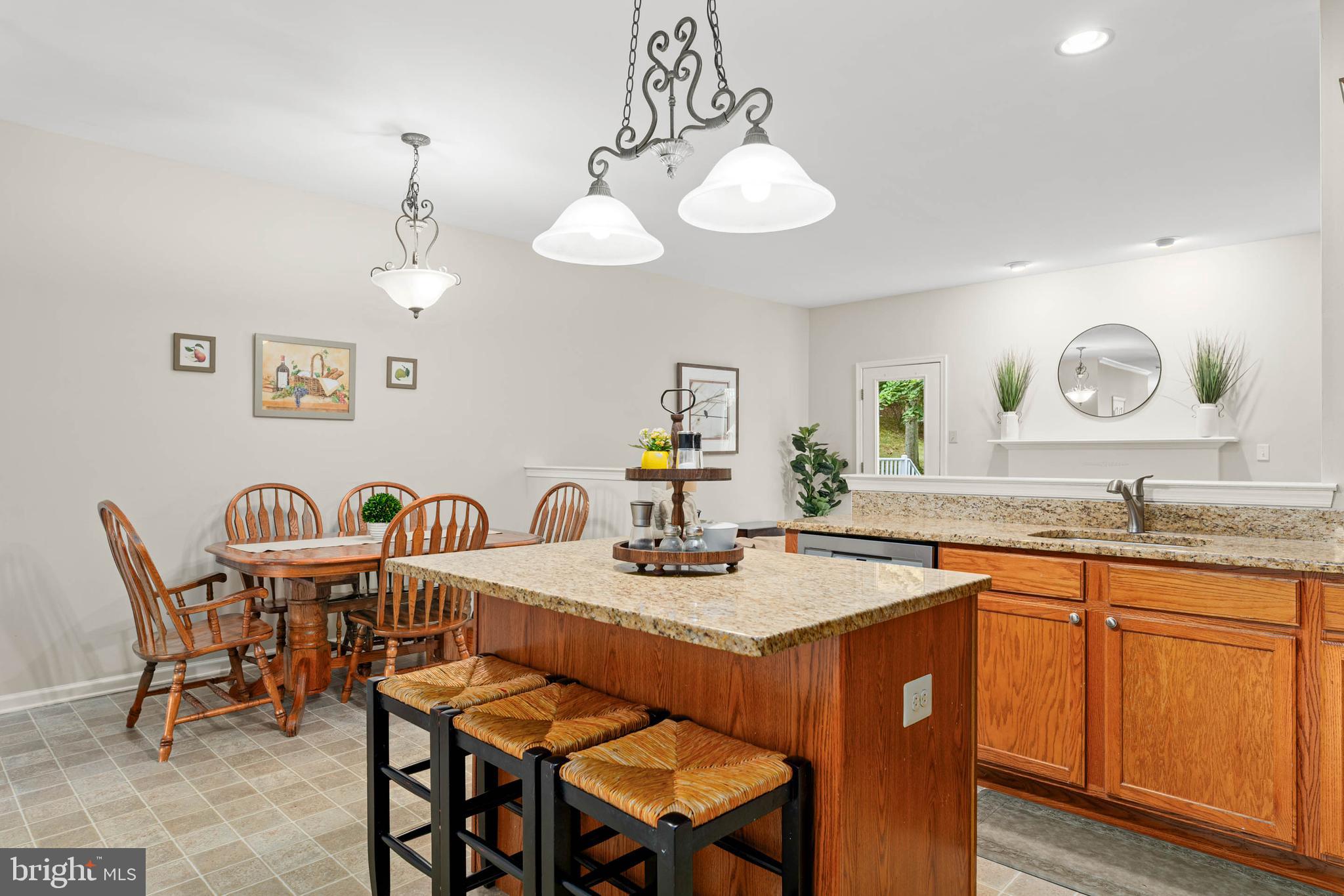 CHARLESTOWN OAKS - Residential