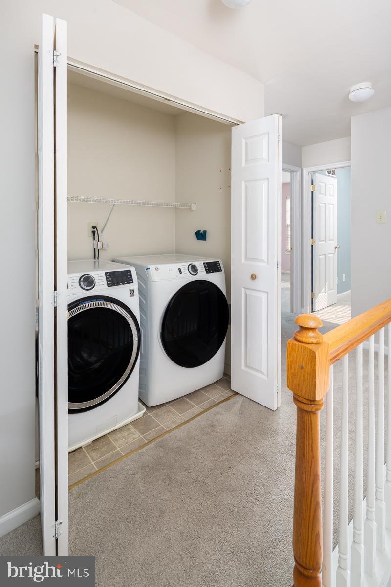 CHARLESTOWN OAKS - Residential