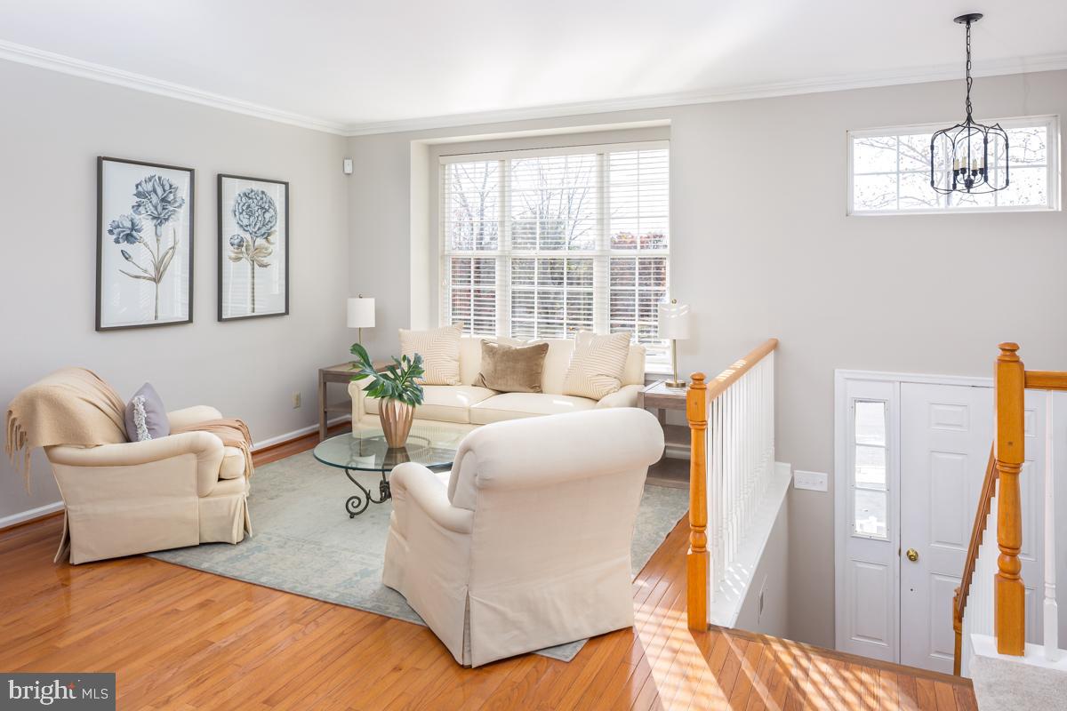 CHARLESTOWN OAKS - Residential