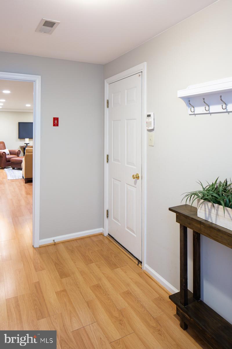 CHARLESTOWN OAKS - Residential