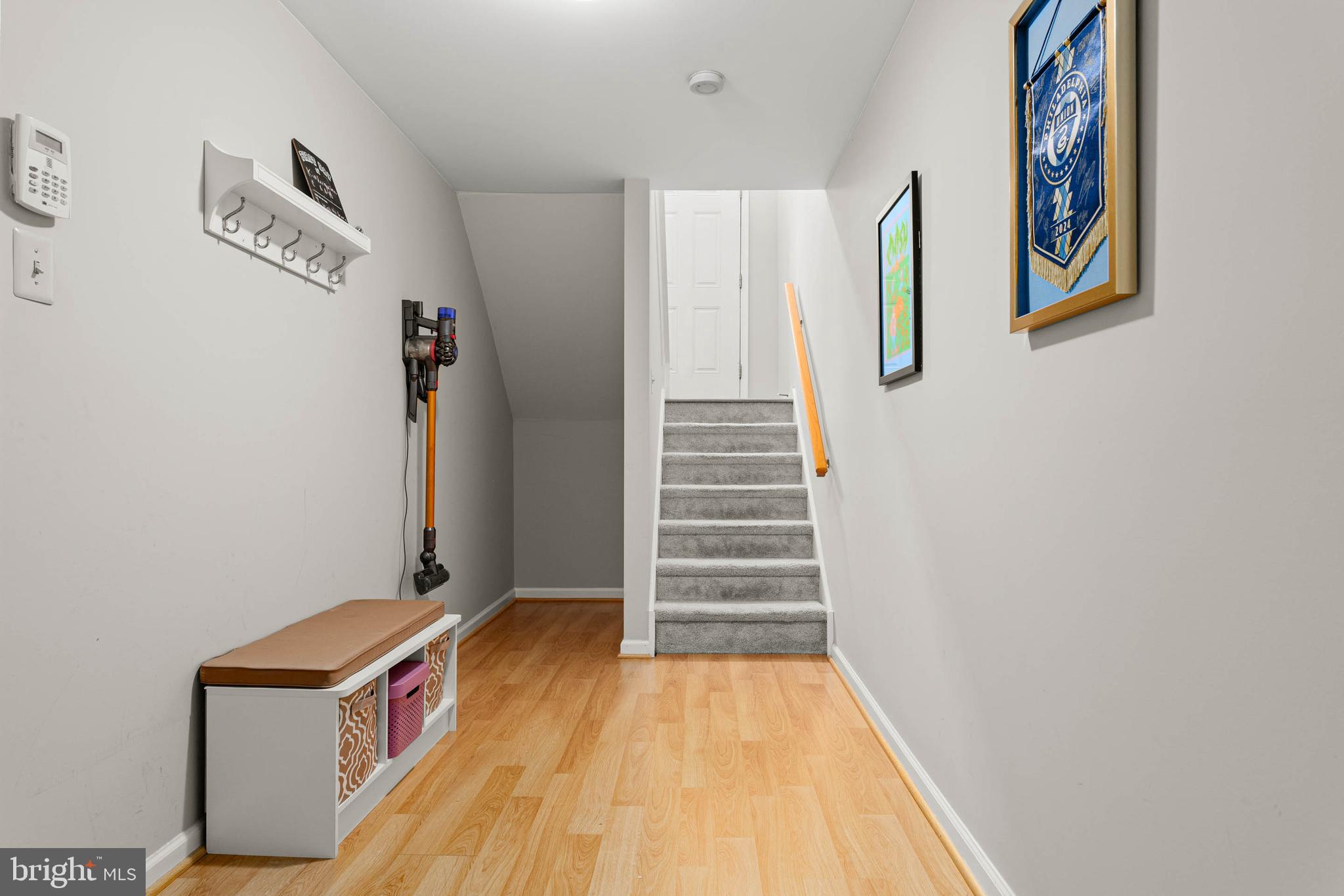 CHARLESTOWN OAKS - Residential