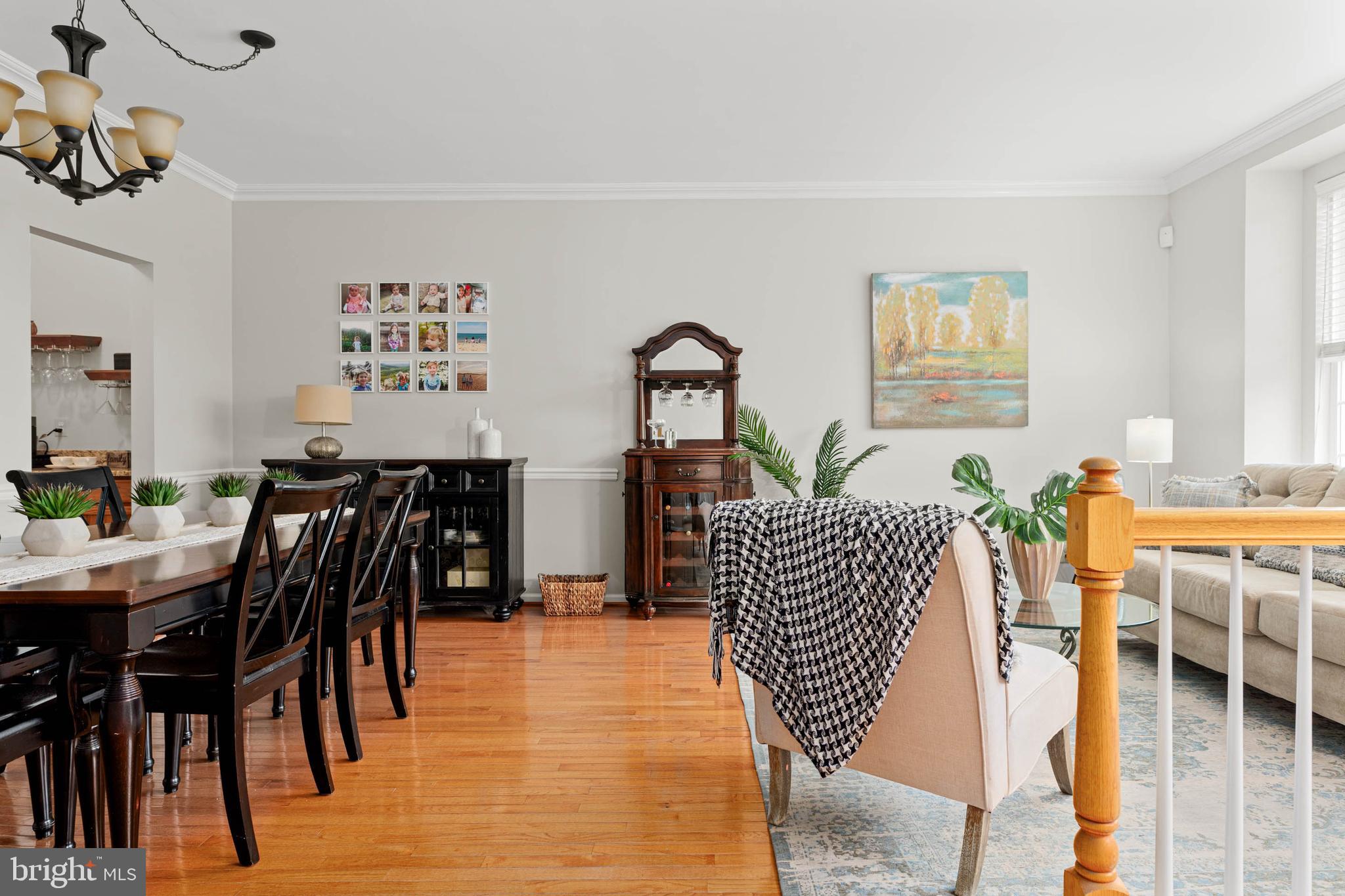 CHARLESTOWN OAKS - Residential