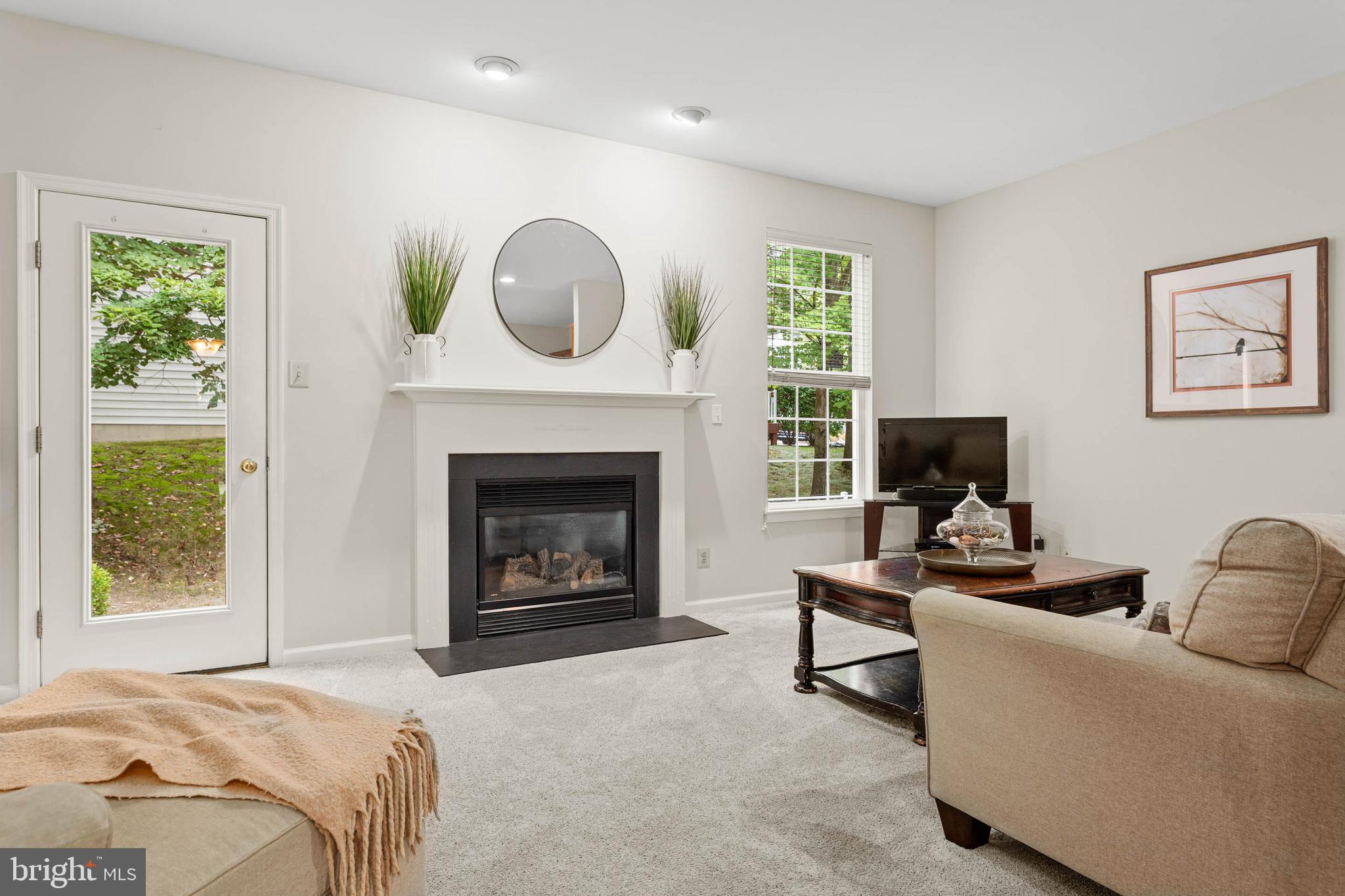 CHARLESTOWN OAKS - Residential