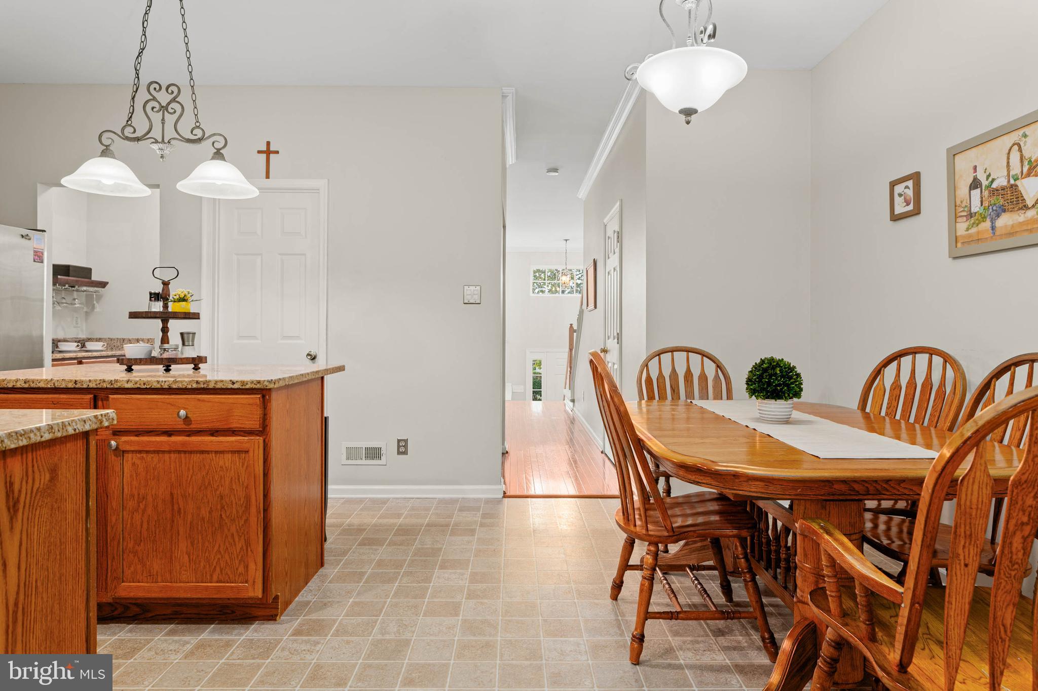 CHARLESTOWN OAKS - Residential