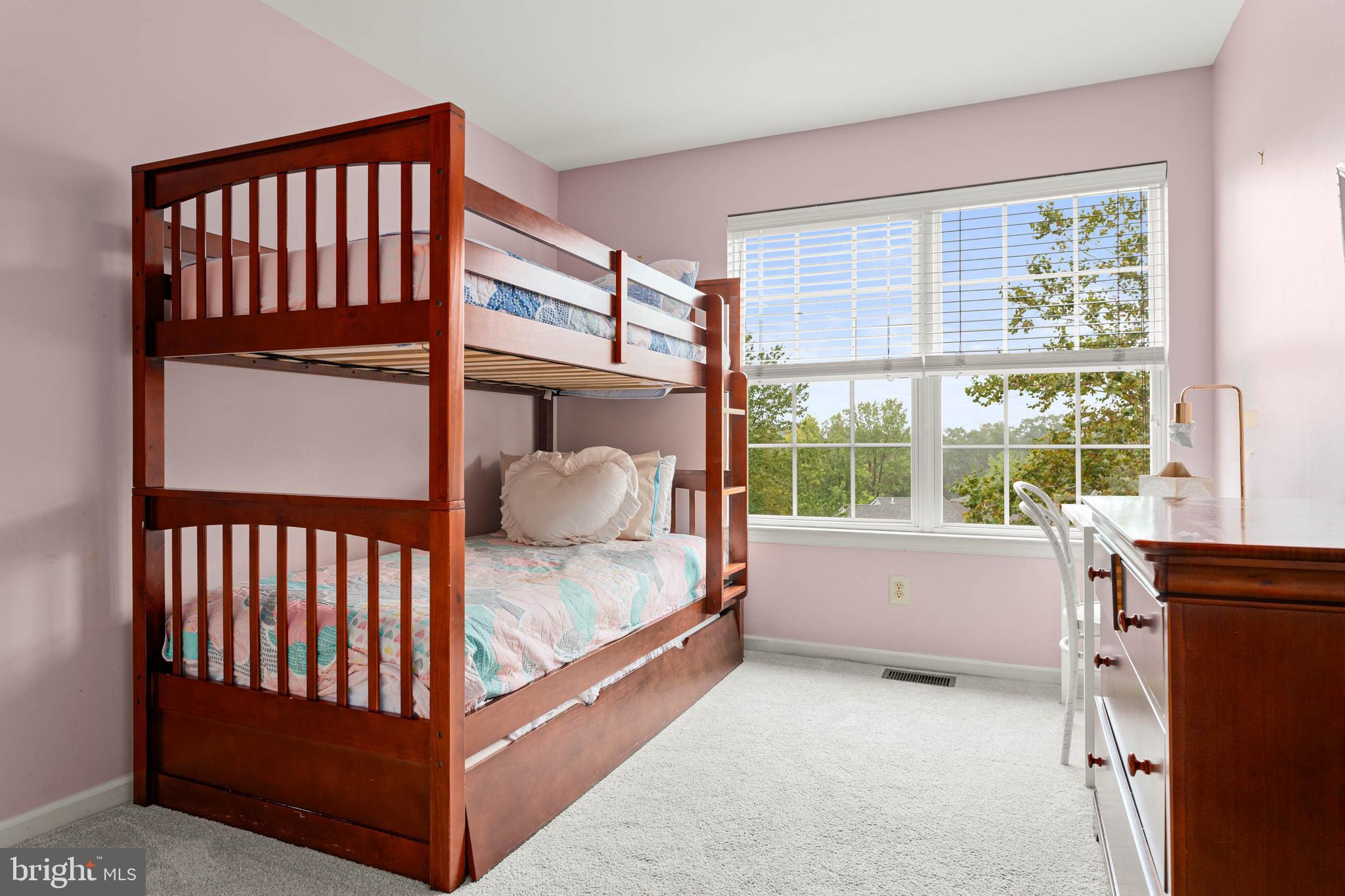 CHARLESTOWN OAKS - Residential