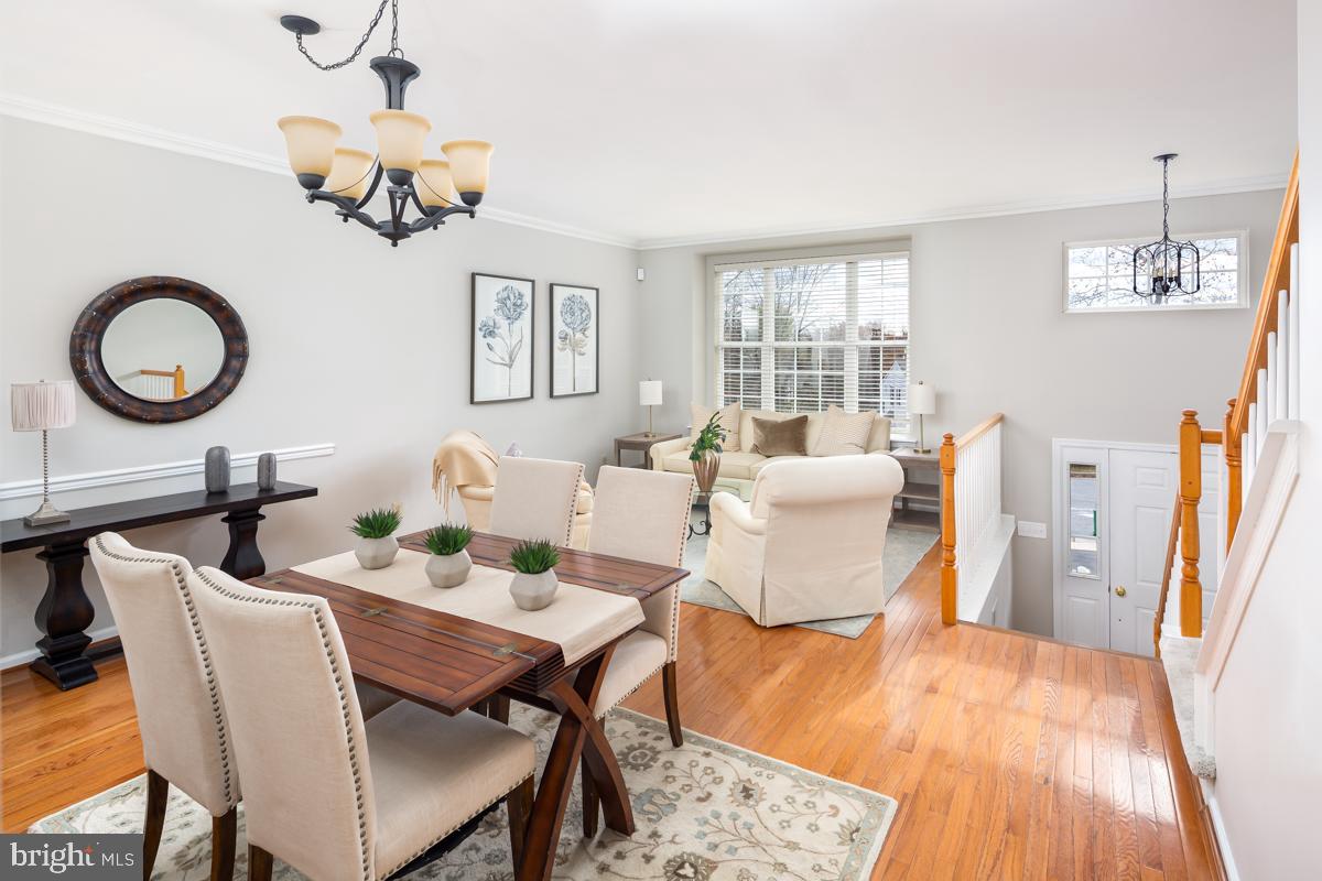 CHARLESTOWN OAKS - Residential