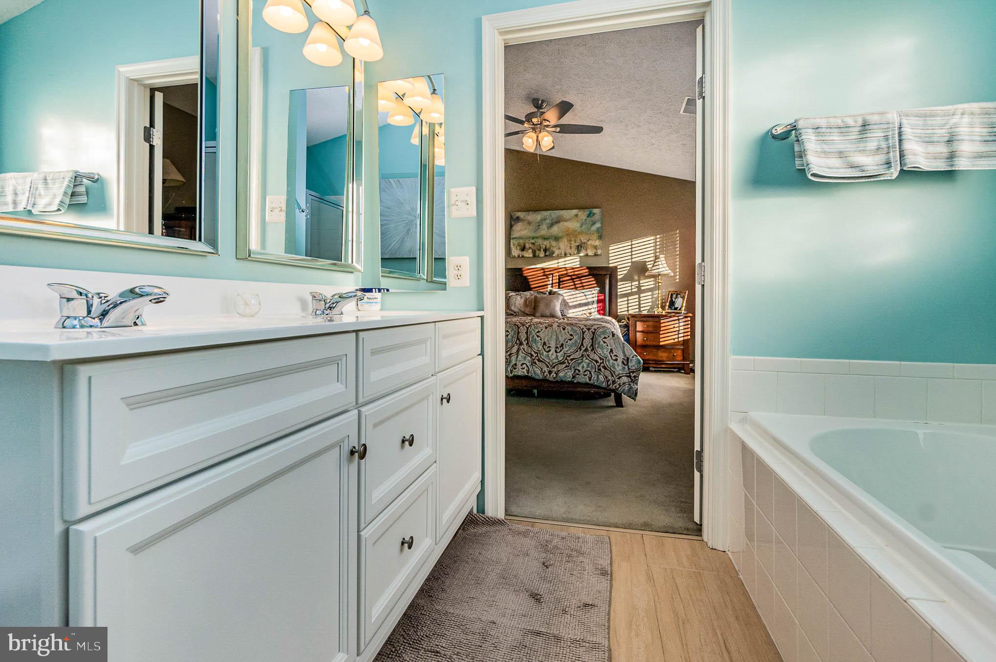 CHESAPEAKE CLUB - Residential