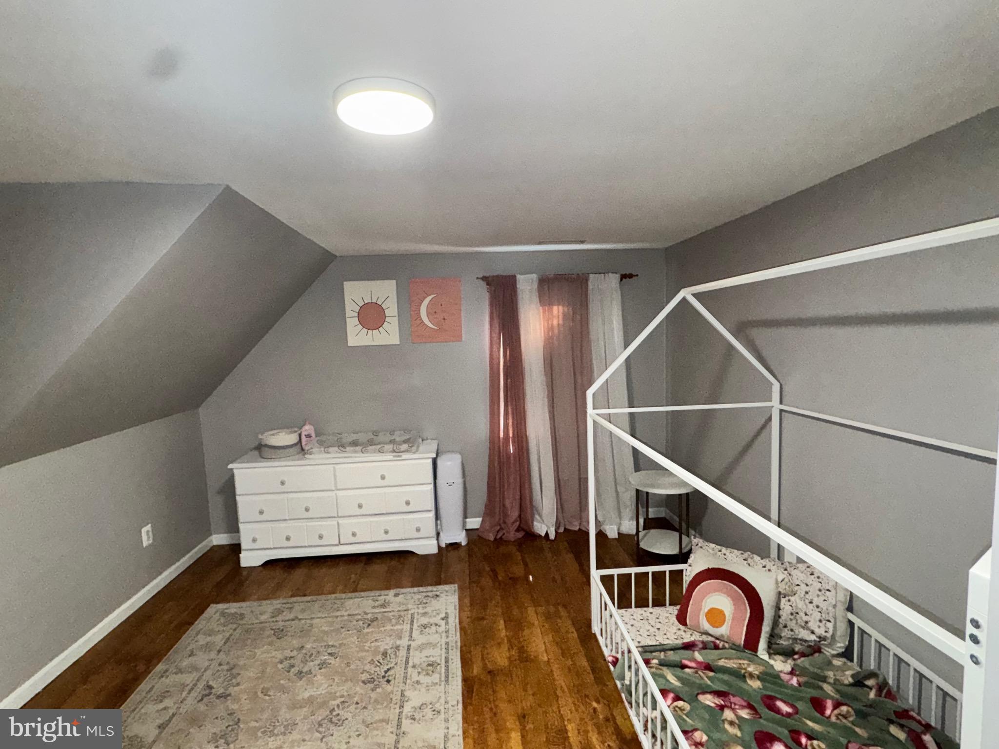 EASTLAKE ESTATES - Residential